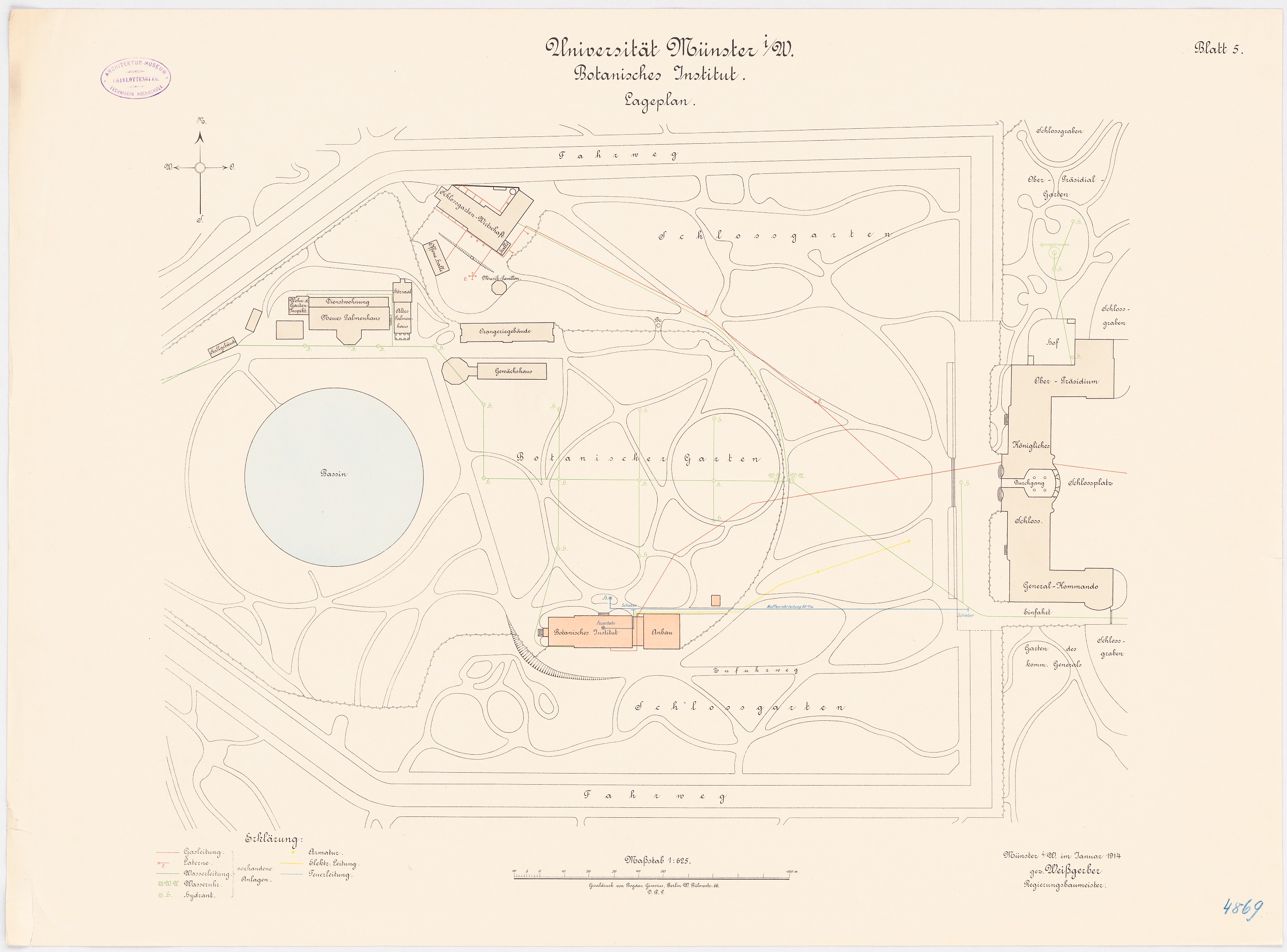 Eine detaillierte Karte der Universität Münster in Berlin, Deutschland, die Gebäude, Straßen und andere Merkmale zeigt, mit Texten, die Informationen über die Universitätsgröße, den Standort und die Annehmlichkeiten bereitstellen.