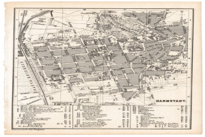 Alte detaillierte Karte von Darmstadt, Deutschland, zeigt Straßen, Gebäude, Sehenswürdigkeiten und Entfernungen mit Textanmerkungen.