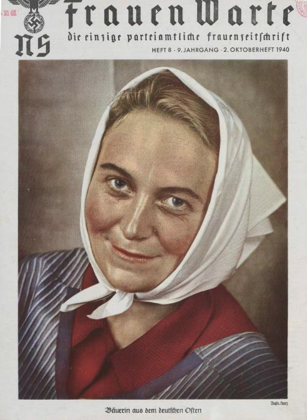 Eine Frau mit weißem Kopftuch, die auf dem Cover eines deutschen Magazins von 1940 lächelt, mit Text und Logo oben und unten.