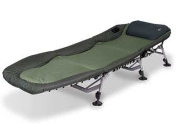 Ein Beinstreifen ist in der Mitte des Bildes zu sehen.